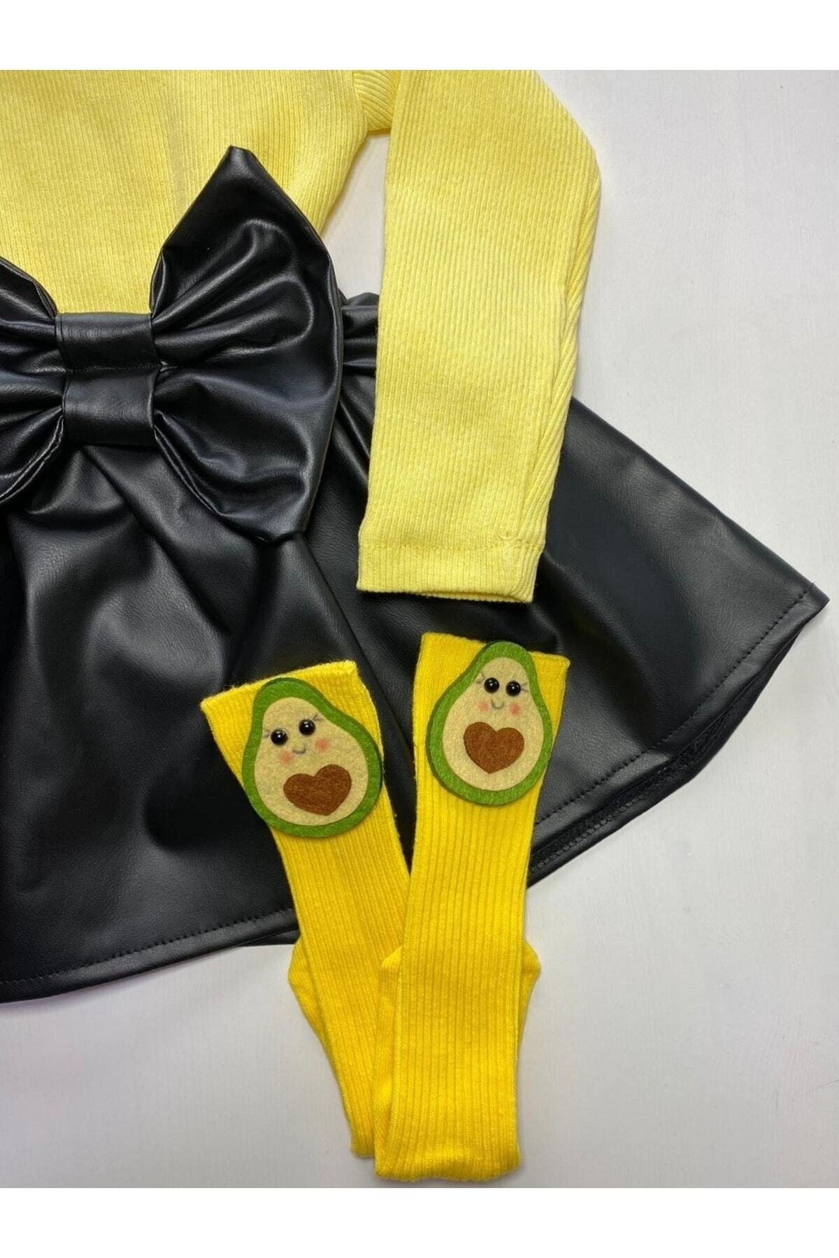 Deri Etek, Sarı Badi Ve Diz Altı Çorap Takım