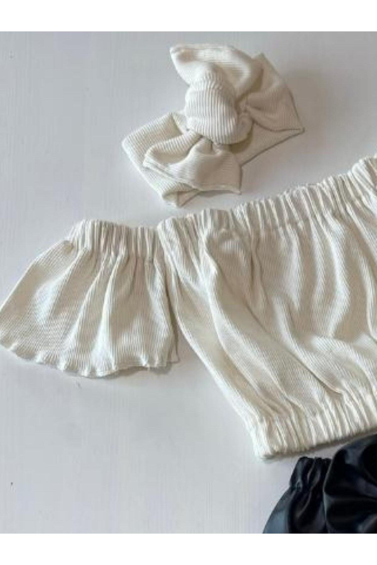 Kız Çocuk, Likralı Deri Fiyonk Detaylı Pantolon, Krem Straplez Crop Bluz Ve Saç Bandı Takımı.